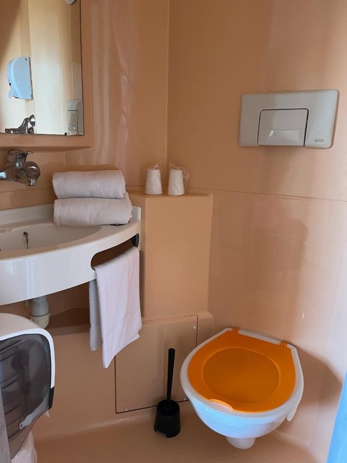 Première Classe Chateauroux - Saint Maur Esterno foto