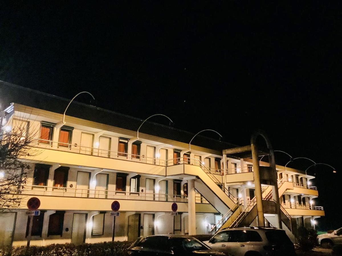 Première Classe Chateauroux - Saint Maur Esterno foto